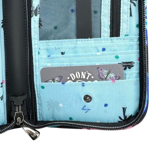 Lug Tango SE Travel RFID Wallet Nylon Quilted Floral Black Blue Pink Green White - Picture 12 of 13